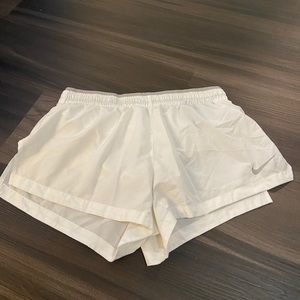 White nike shorts